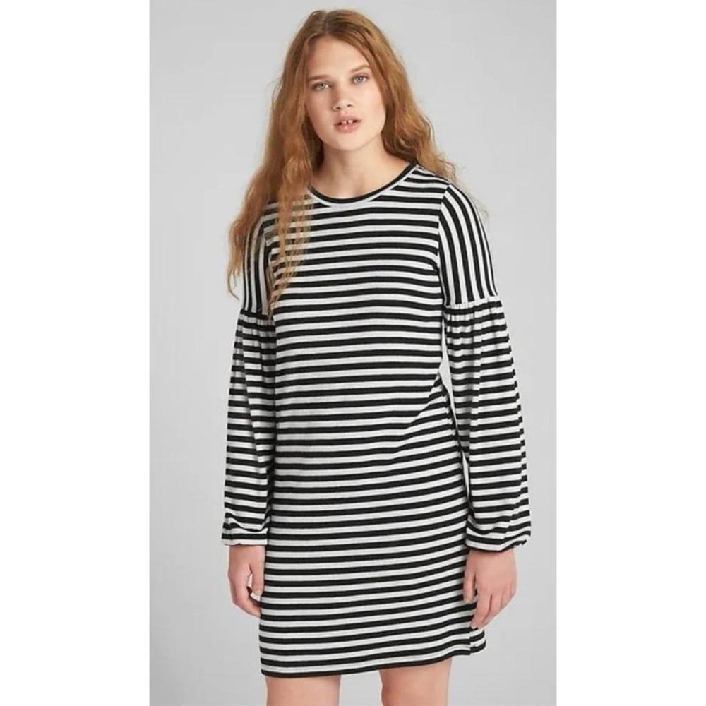 Soft spun ballon sleeve Gap‎ tshirt dress size Meduim